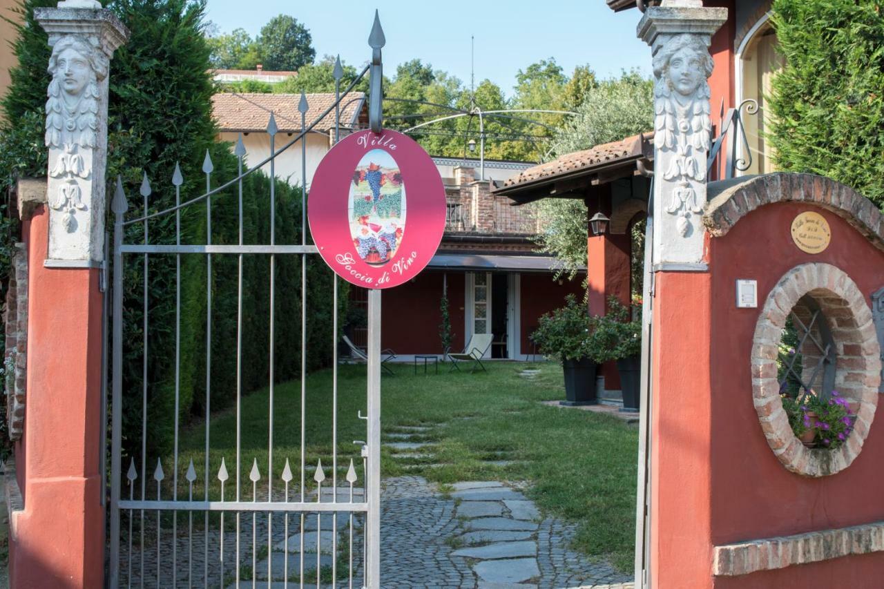 Villa Goccia Di Vino La Morra Exterior foto