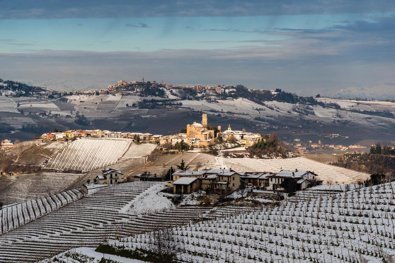 Villa Goccia Di Vino La Morra Exterior foto